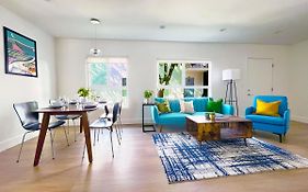 Hollywood/Thai Town Courtyard Apartment