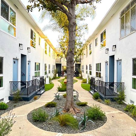 Hollywood/Thai Town Courtyard Apartment Los Ángeles Exterior foto
